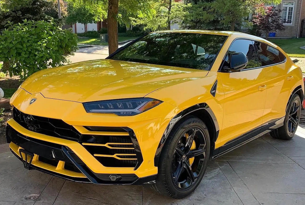 Lamborghini urus ceramic coating